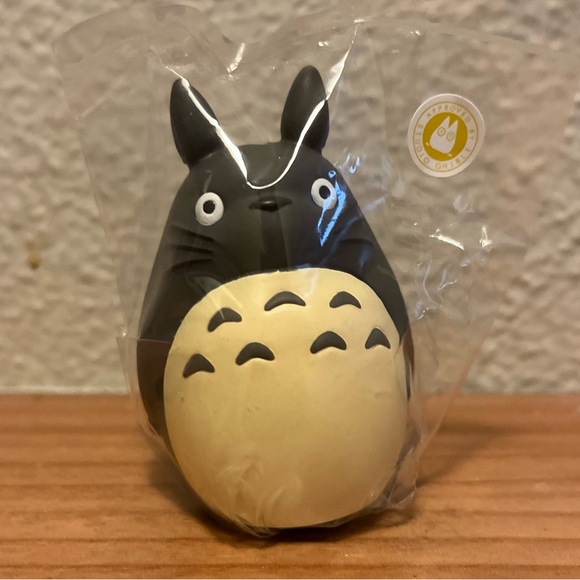 Totoro Figurine Black and Cream authentic from official store - Picture 1 of 6